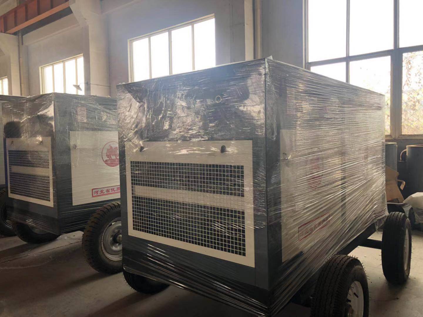 <strong>空壓機(jī),儲(chǔ)氣罐子,噴砂機(jī)</strong>